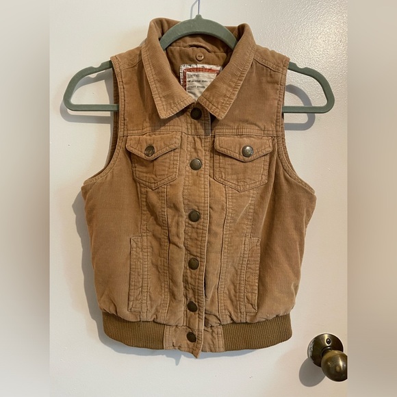 I Love H81 An American Brand Size Medium Corduroy Vest , Floral Lined - Picture 2 of 5